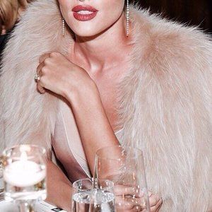 Meet your Posher, Deb